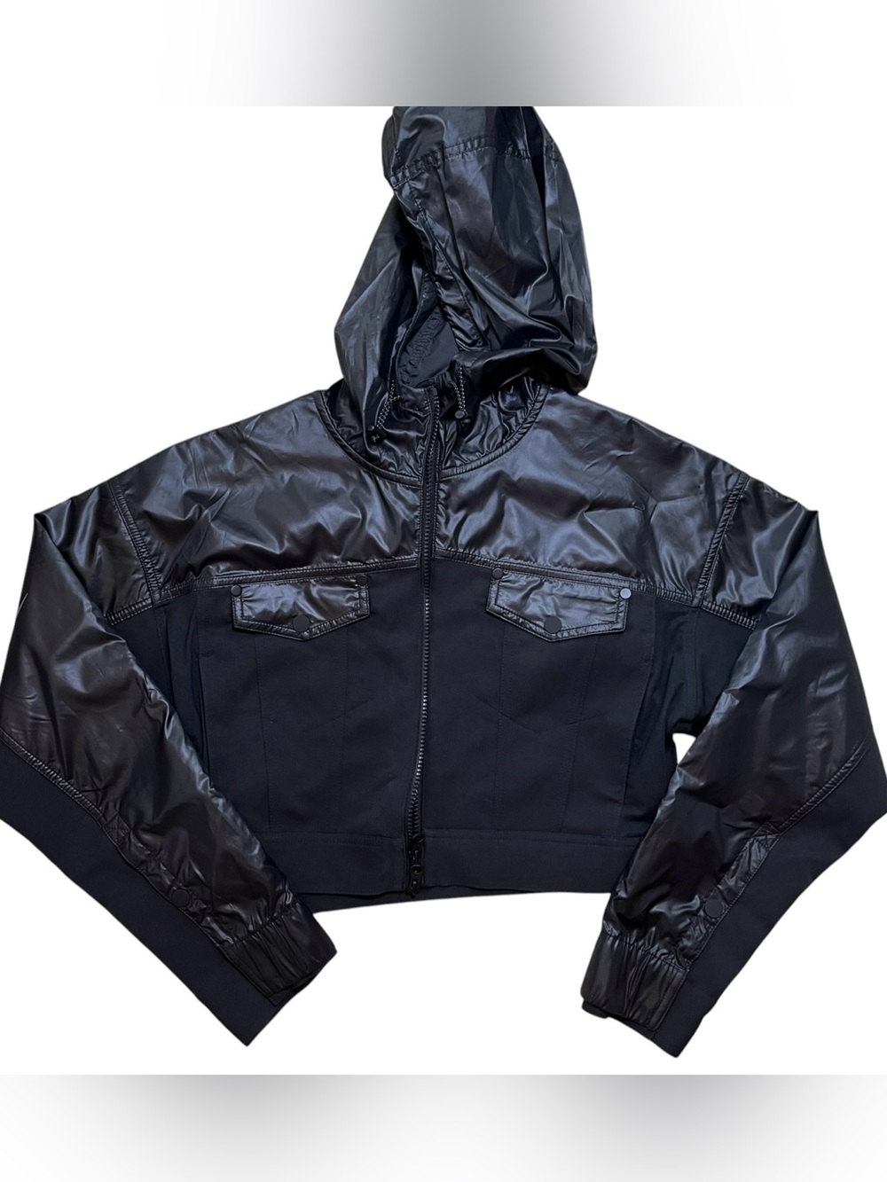 Nike City Ready Cropped Reflective Jacket | Small | Black | Excellent Condition - Picture 2 of 8
